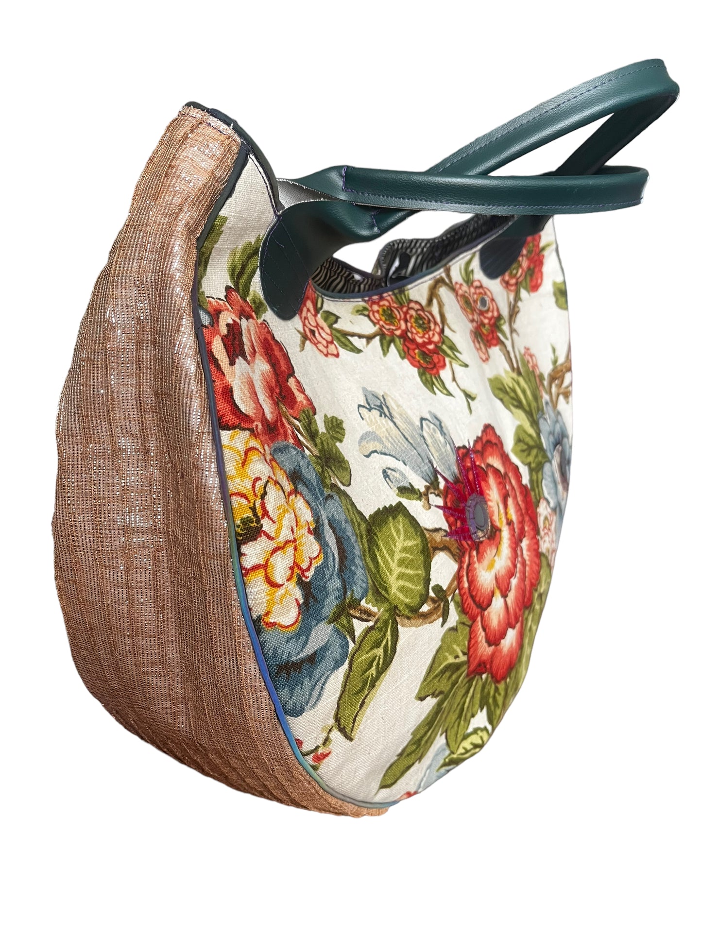 FLORAL GAZE SHOULDER BAG